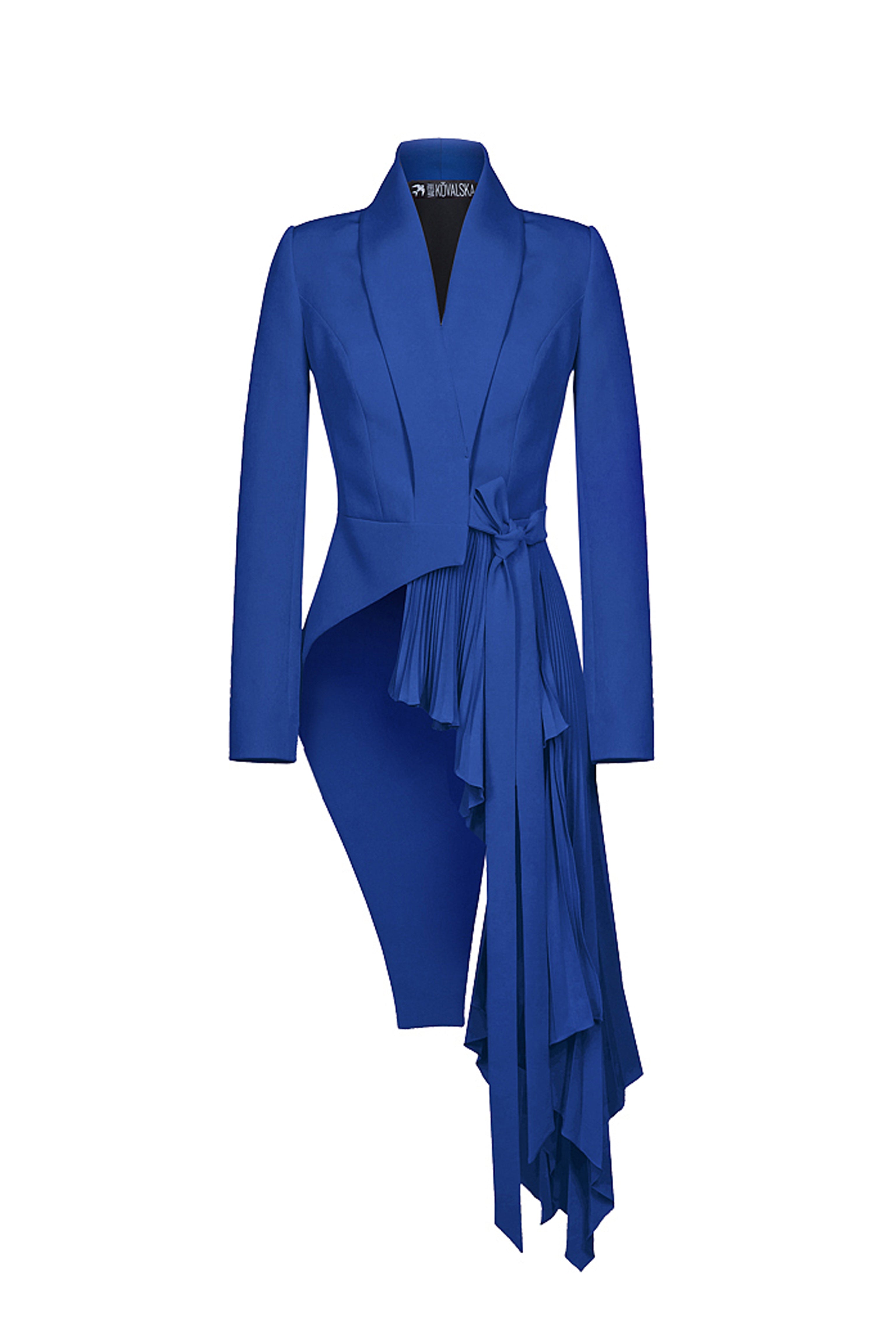 Signature tuxedo jacket with pleats