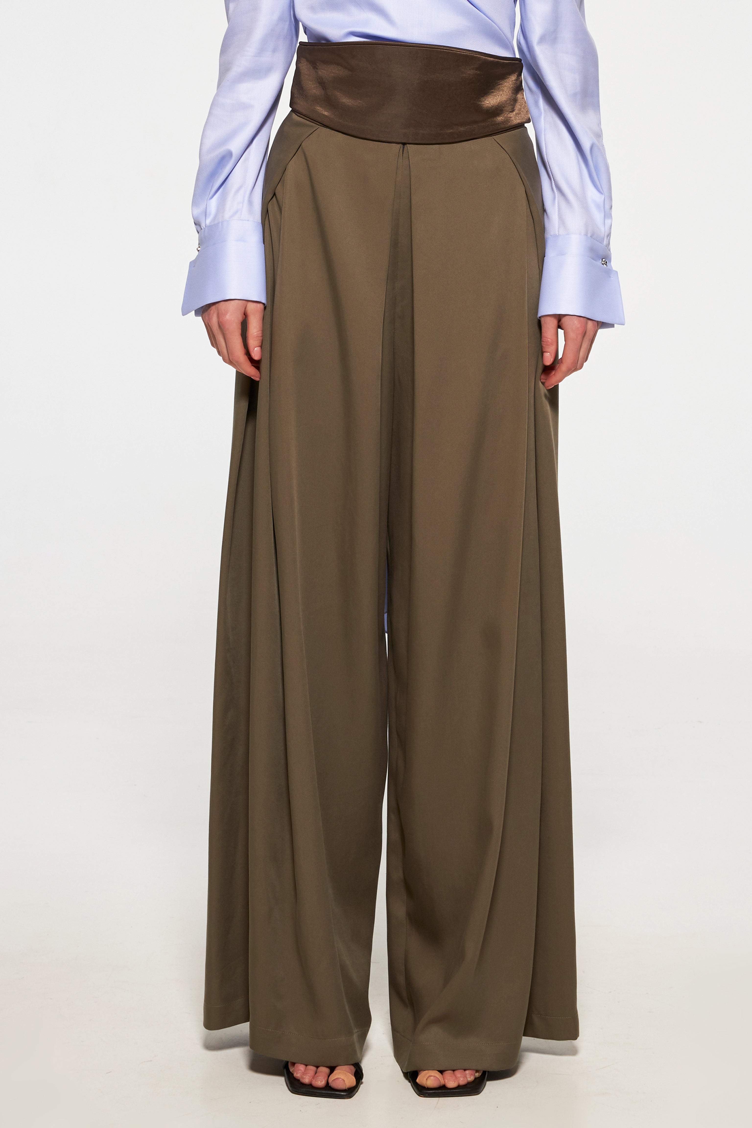 Palazzo pants with a satin belt