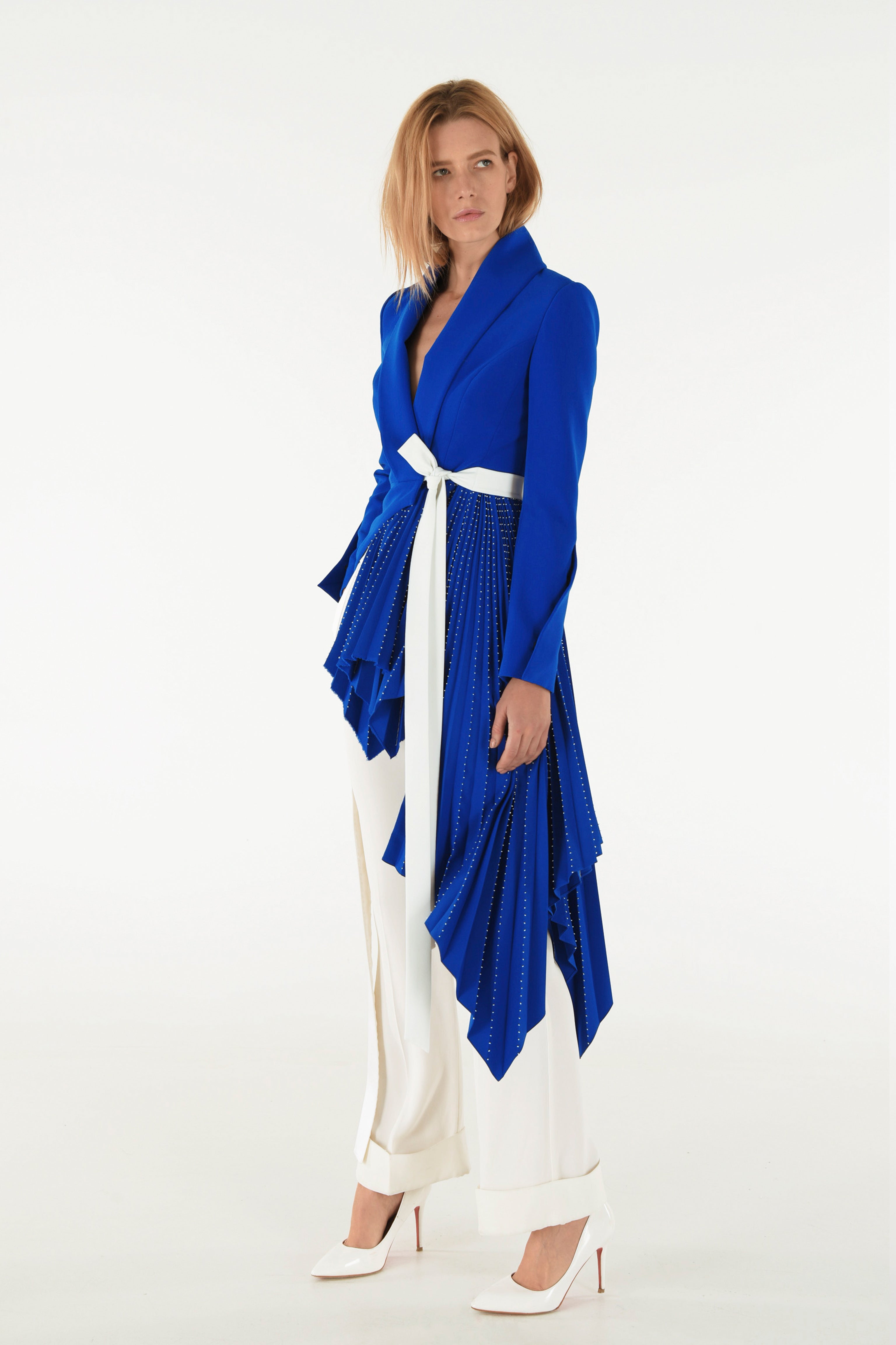 Signature tuxedo jacket with embroidery