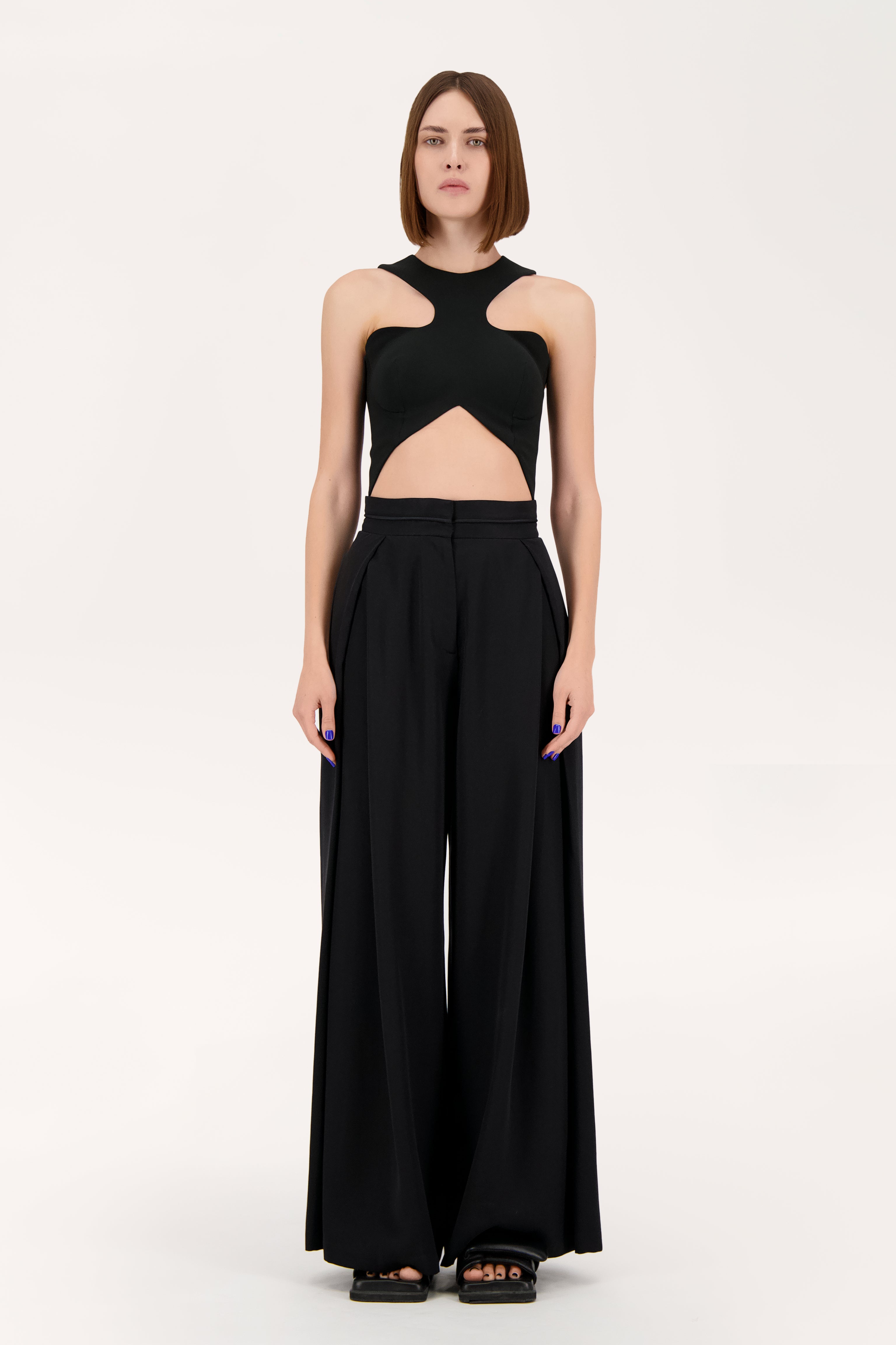 Curved crop corset