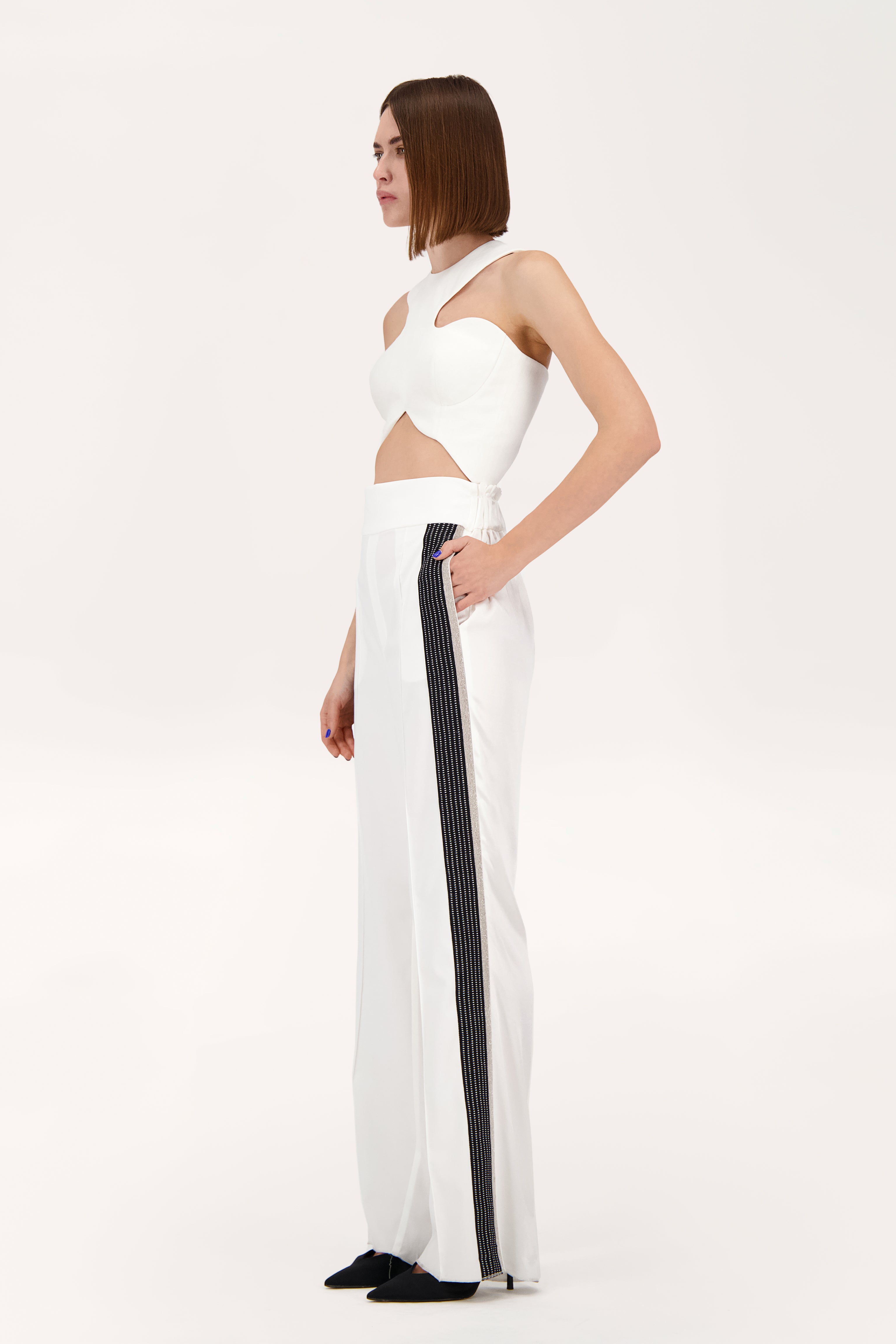 Curved crop corset